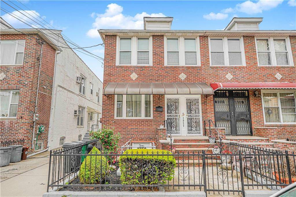 1527 80th ST, Brooklyn, NY 11228