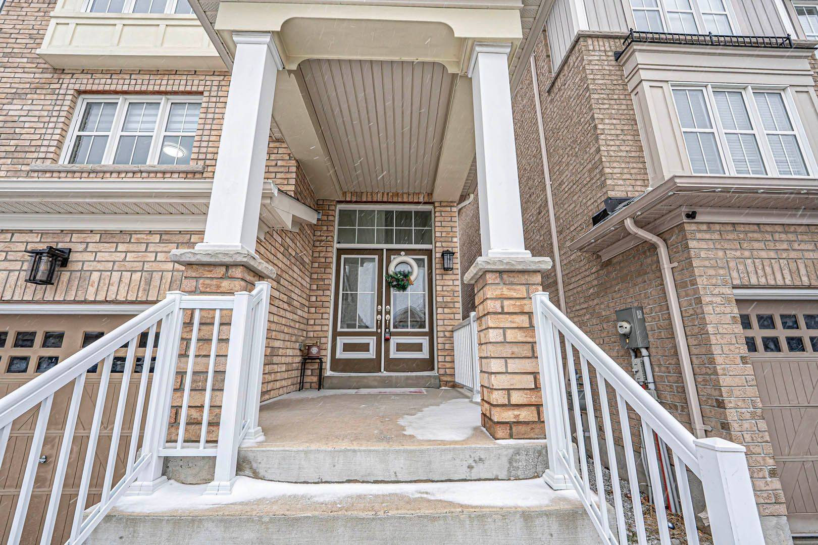 East Gwillimbury, ON L0G 1M0,87 Ridge Gate CRES