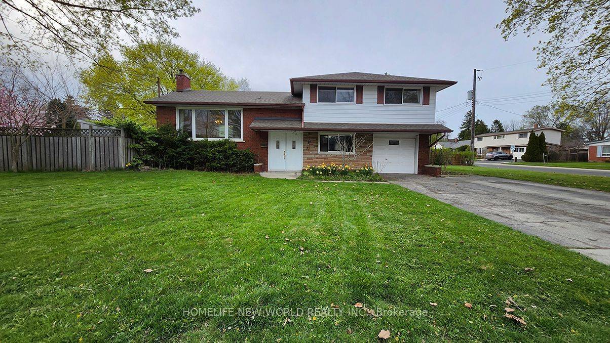 Burlington, ON L7R 1X8,2403 Redfern RD