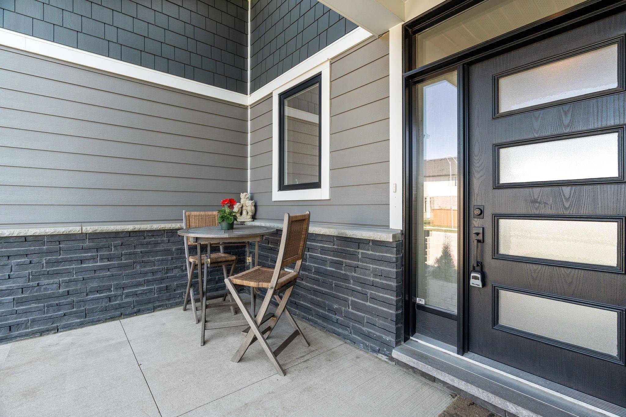 North Middlesex, ON N0M 2K0,155 Mcleod ST