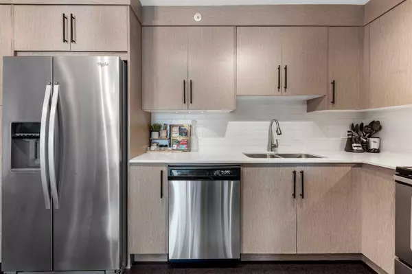 Calgary, AB T3N 0P5,302 Skyview Ranch DR NE #4403