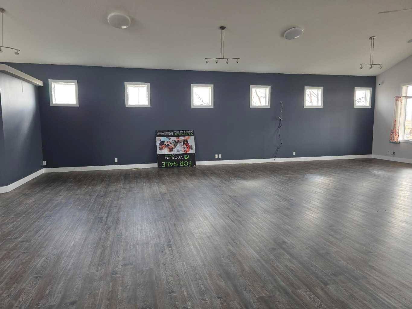 Lyalta, AB T0J1Y1,1 Muirfield BLVD