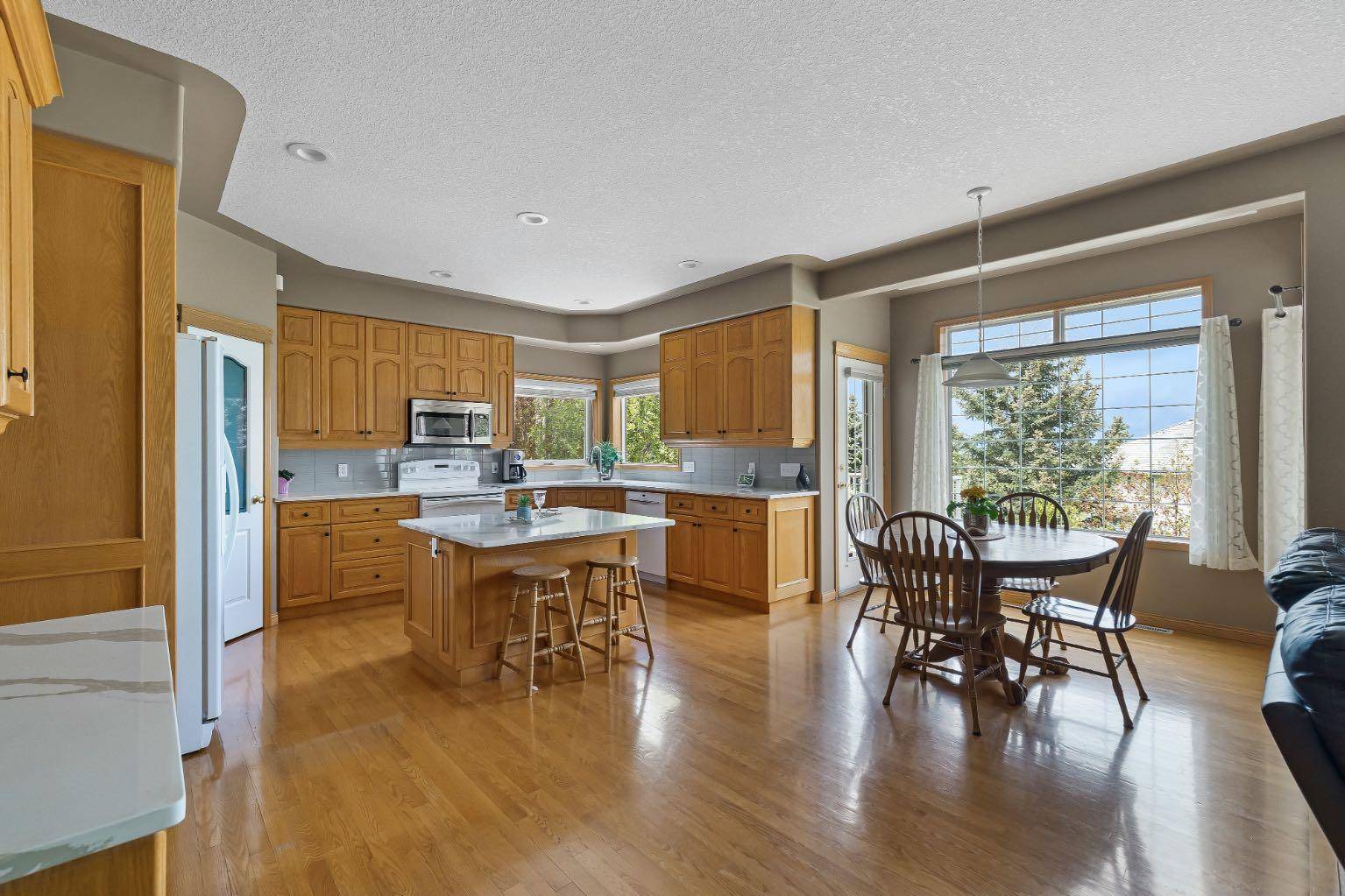 Calgary, AB T3A 5X4,225 Hamptons GDNS Northwest