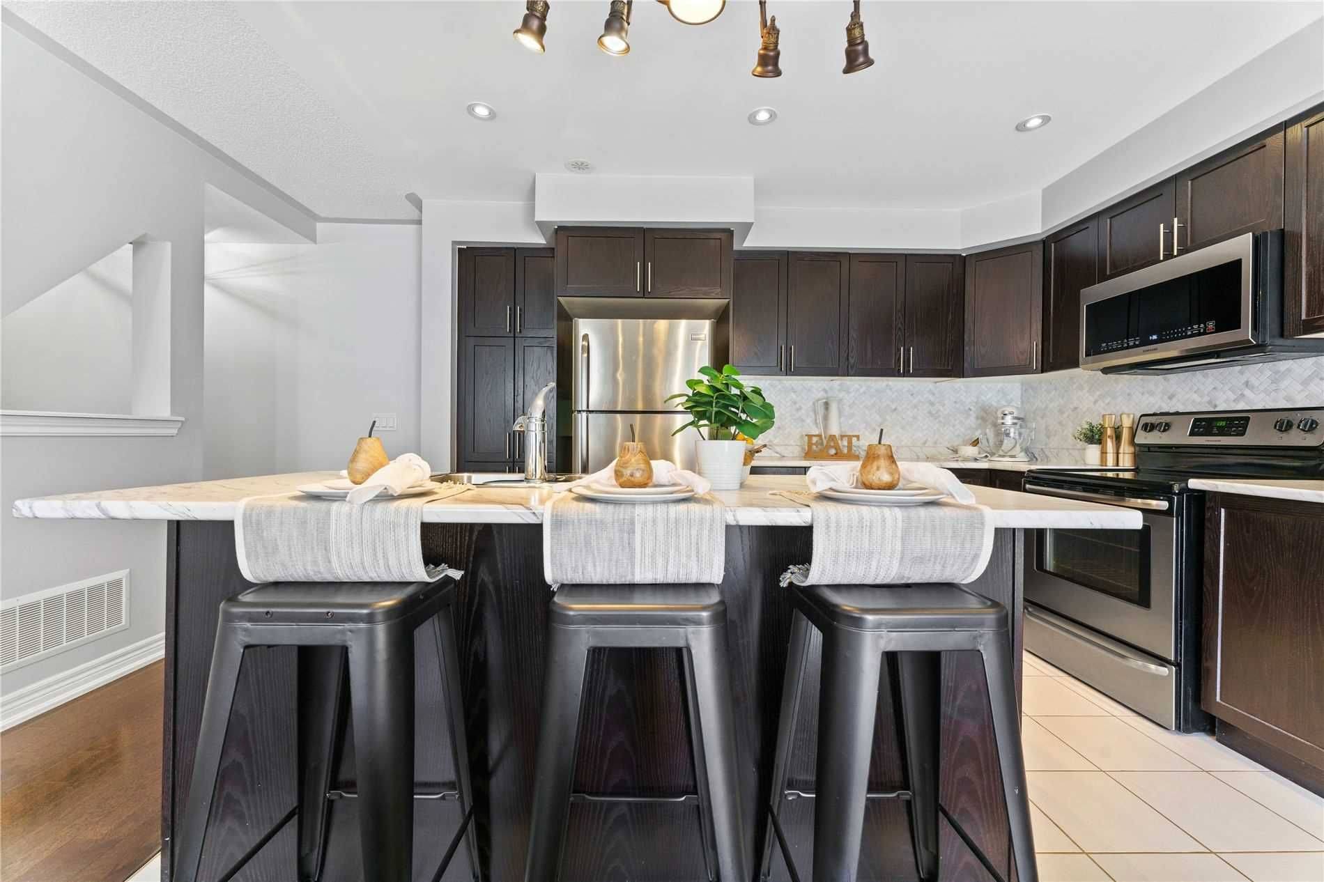 Oshawa, ON L1L 0G5,64 Tabaret CRES