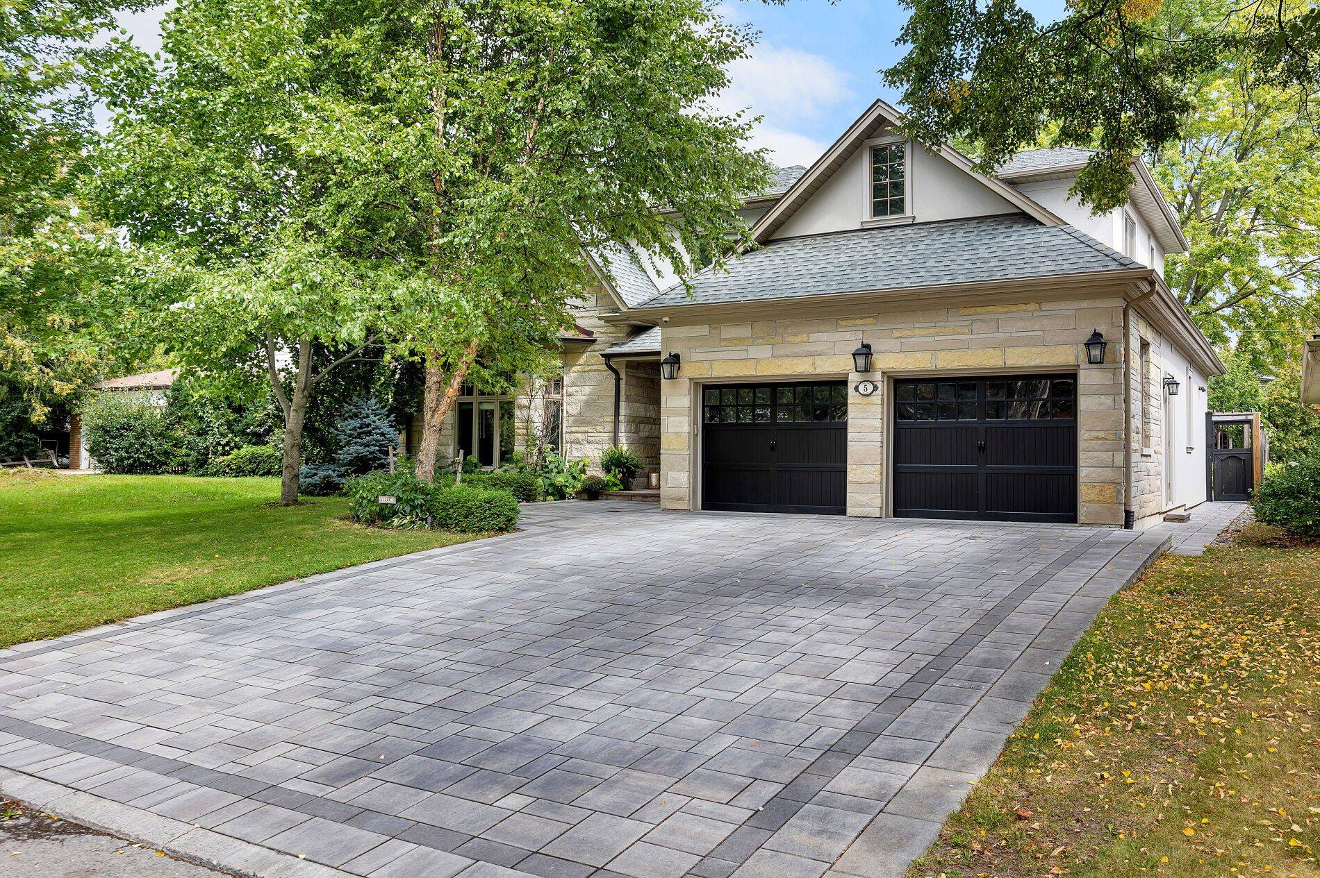 5 Callahan RD, Markham, ON L3R 2K2