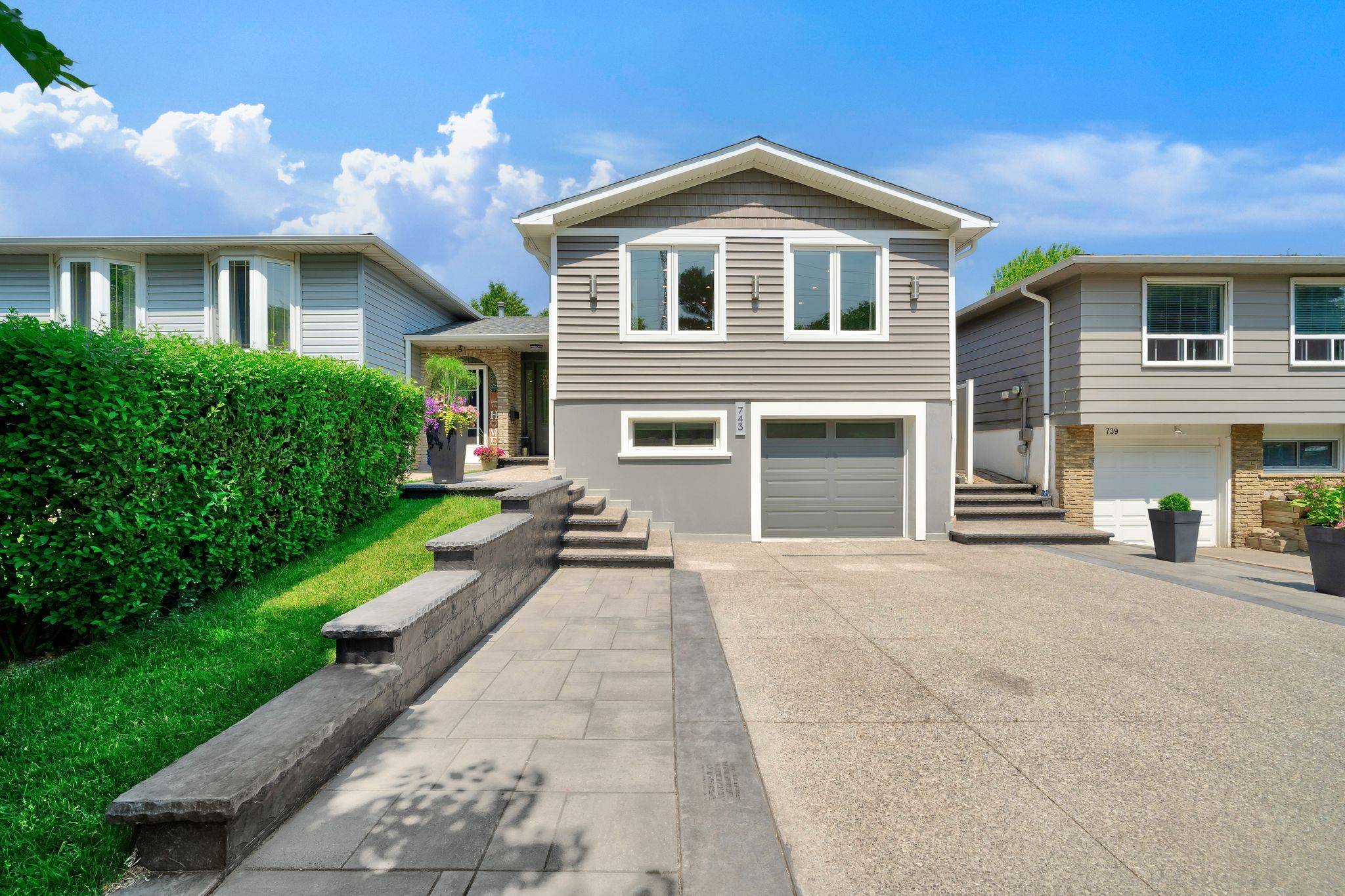 Burlington, ON L7S 1W9,743 Hager AVE