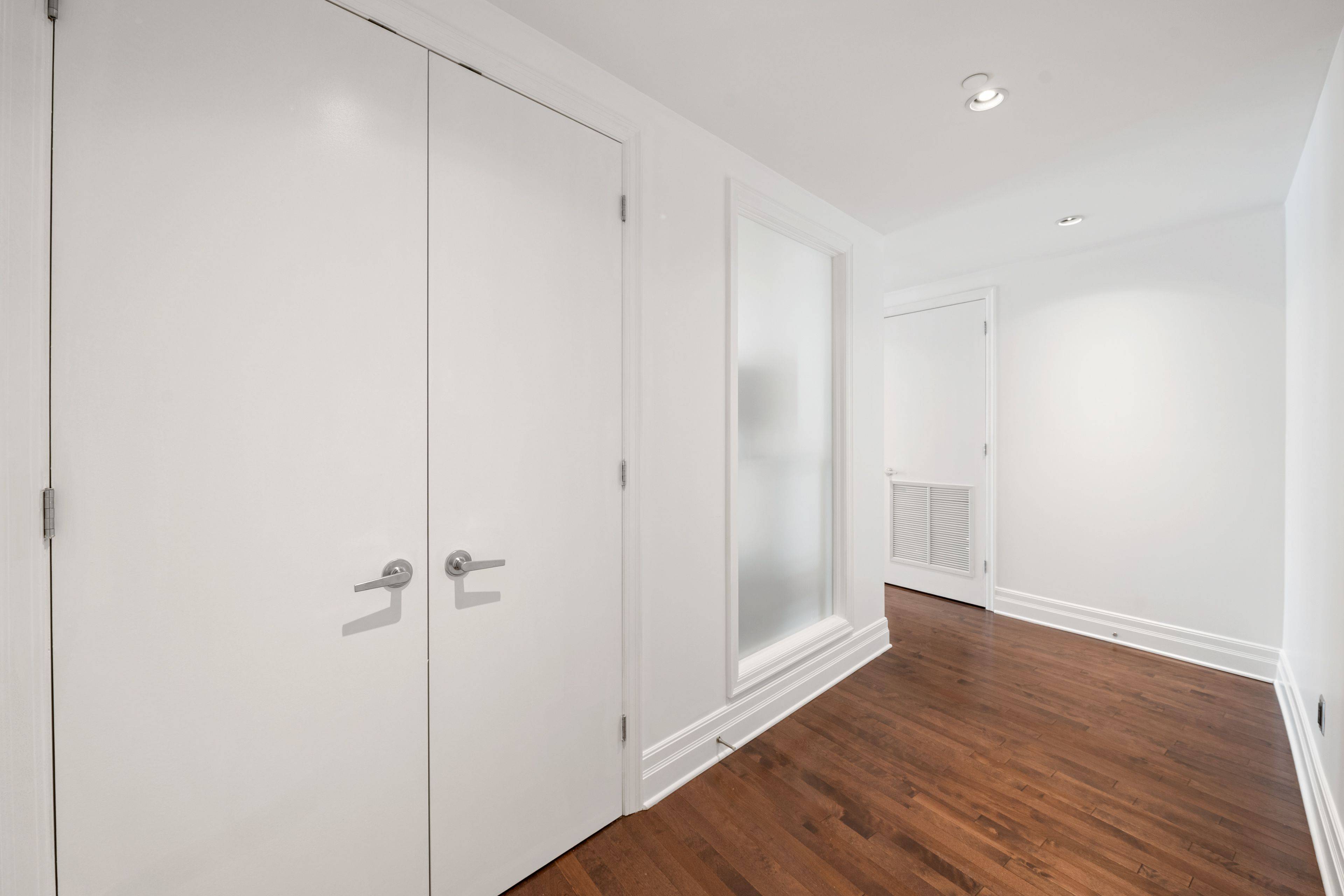 Glebe - Ottawa East And Area, ON K1S 1Y4,235 Patterson AVE #203