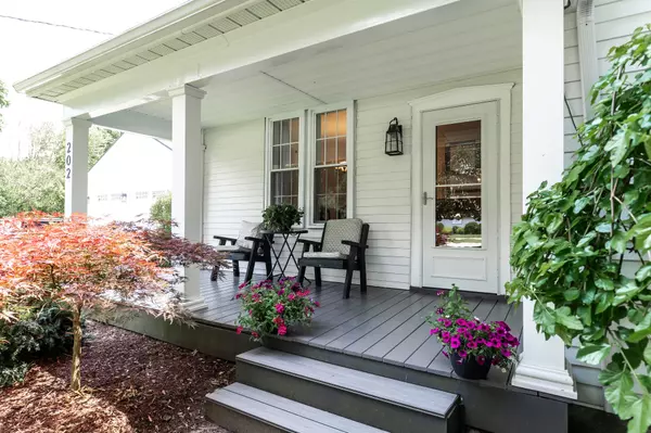 West Elgin, ON N0L 2C0,202 Queens ST