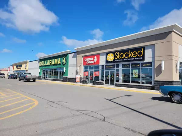 Hanover, ON N4N 1S3,800-880 10th ST