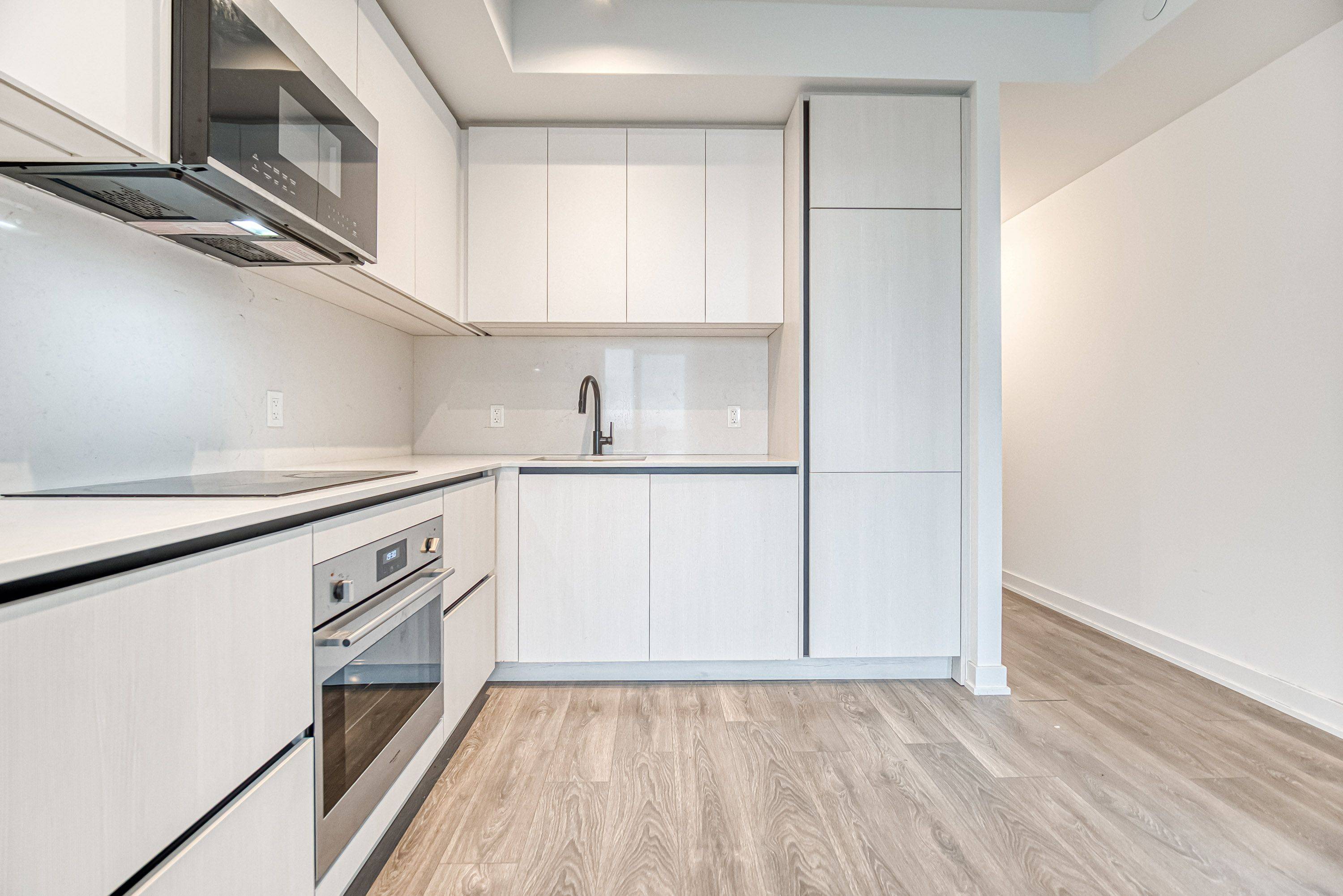 Toronto C01, ON M5V 0W2,108 Peter ST #3615
