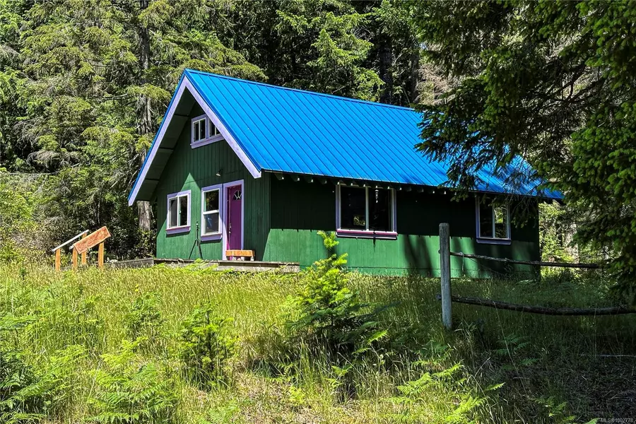 1317 Whaletown Rd, Cortes Island, BC V0P 1K0