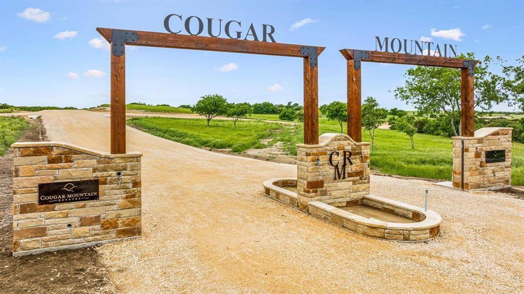 3004 Lucky Pepper Drive, Cresson, TX 76035