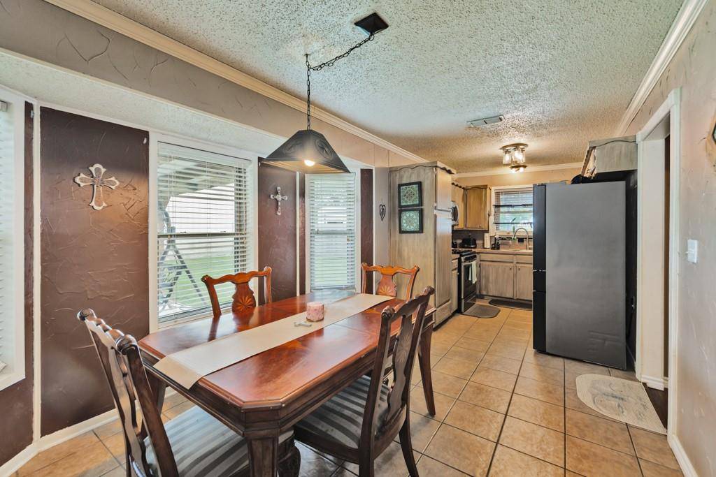 Bowie, TX 76230,251 Alicia Street