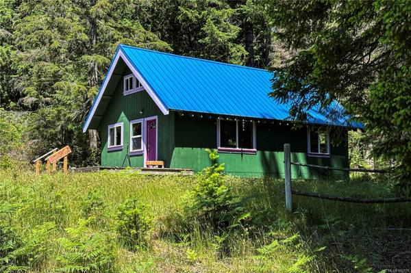 1317 Whaletown Rd, Cortes Island, BC V0P 1K0