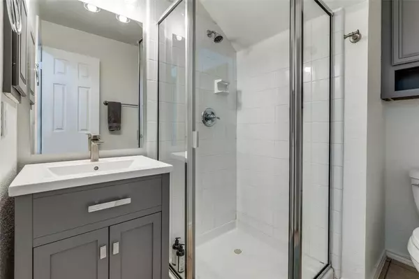 Dallas, TX 75214,7416 Coronado Avenue #14