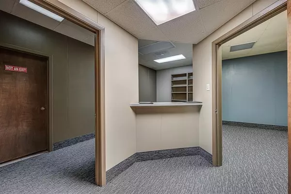 Ennis, TX 75119,601 S Clay Street #103