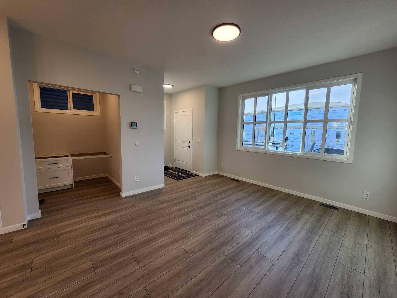 Calgary, AB T3P 2E5,105 Lucas PL Northwest