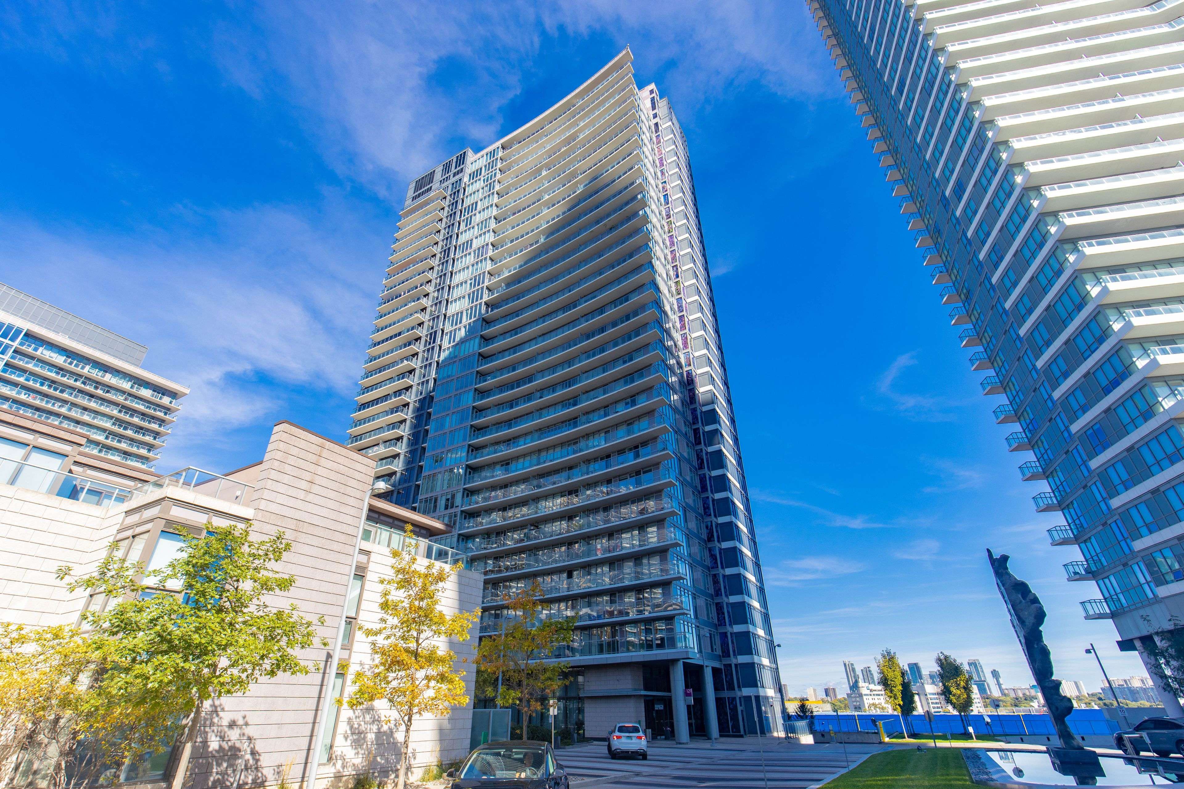 121 Mcmahon DR #2302, Toronto C15, ON M2K 0C1