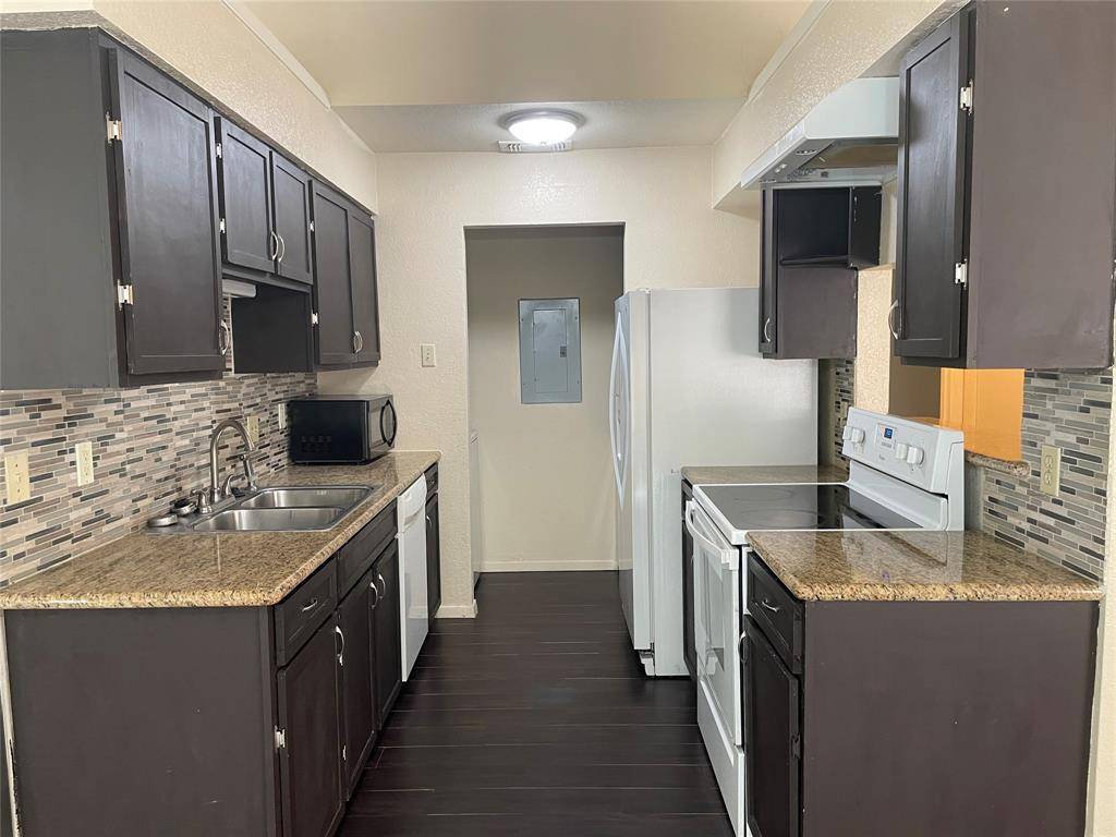 2240 Tarpley Road #22, Carrollton, TX 75006