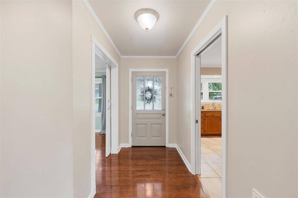 Waco, TX 76710,2225 Wooded Acres Drive