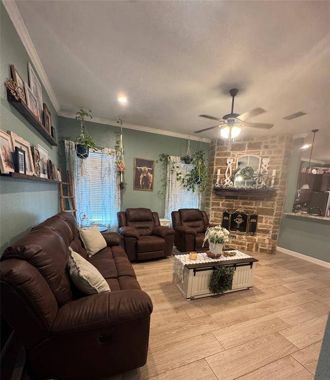 Granbury, TX 76049,3104 Wrangler Court