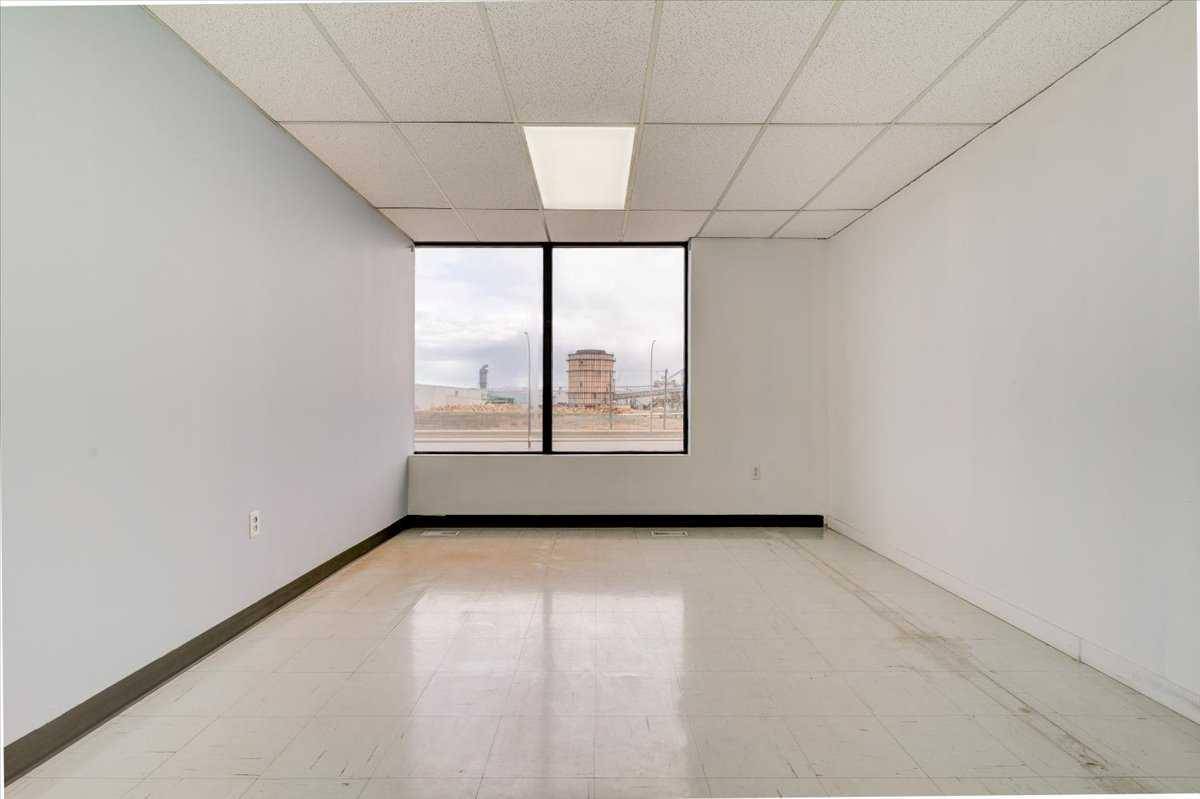 Grande Prairie, AB T8V4C8,9022 108 ST #A