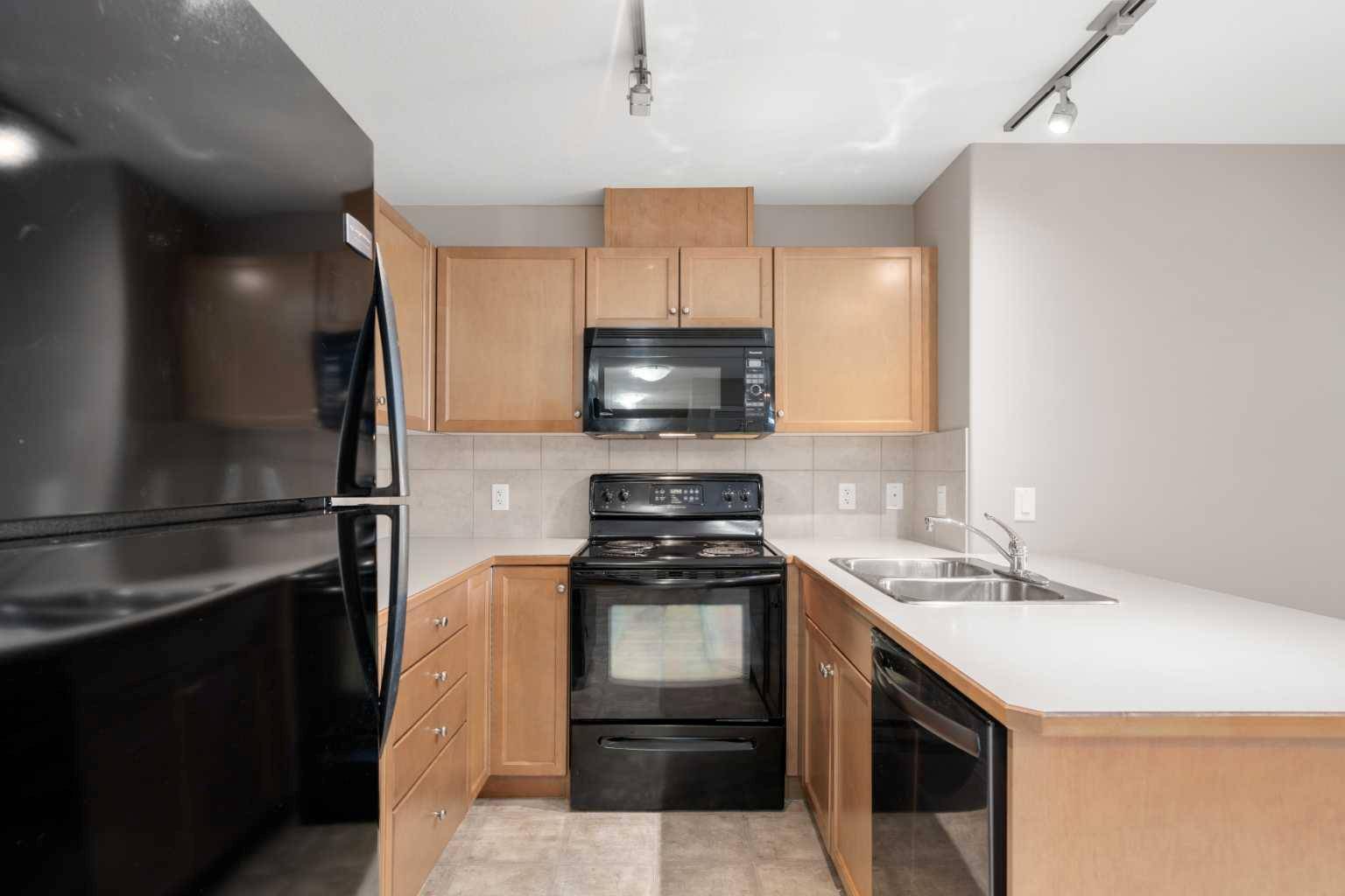 Okotoks, AB T1S 2M8,92 Crystal Shores RD #1210