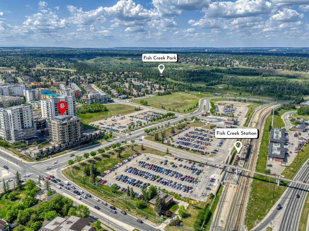 Calgary, AB T2Y 0K5,10 Shawnee HL Southwest #208
