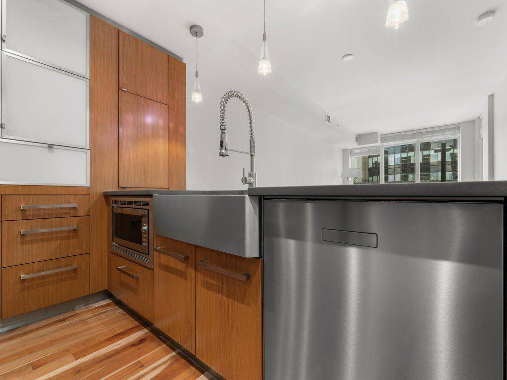 Calgary, AB T2Y 0K5,10 Shawnee HL Southwest #208