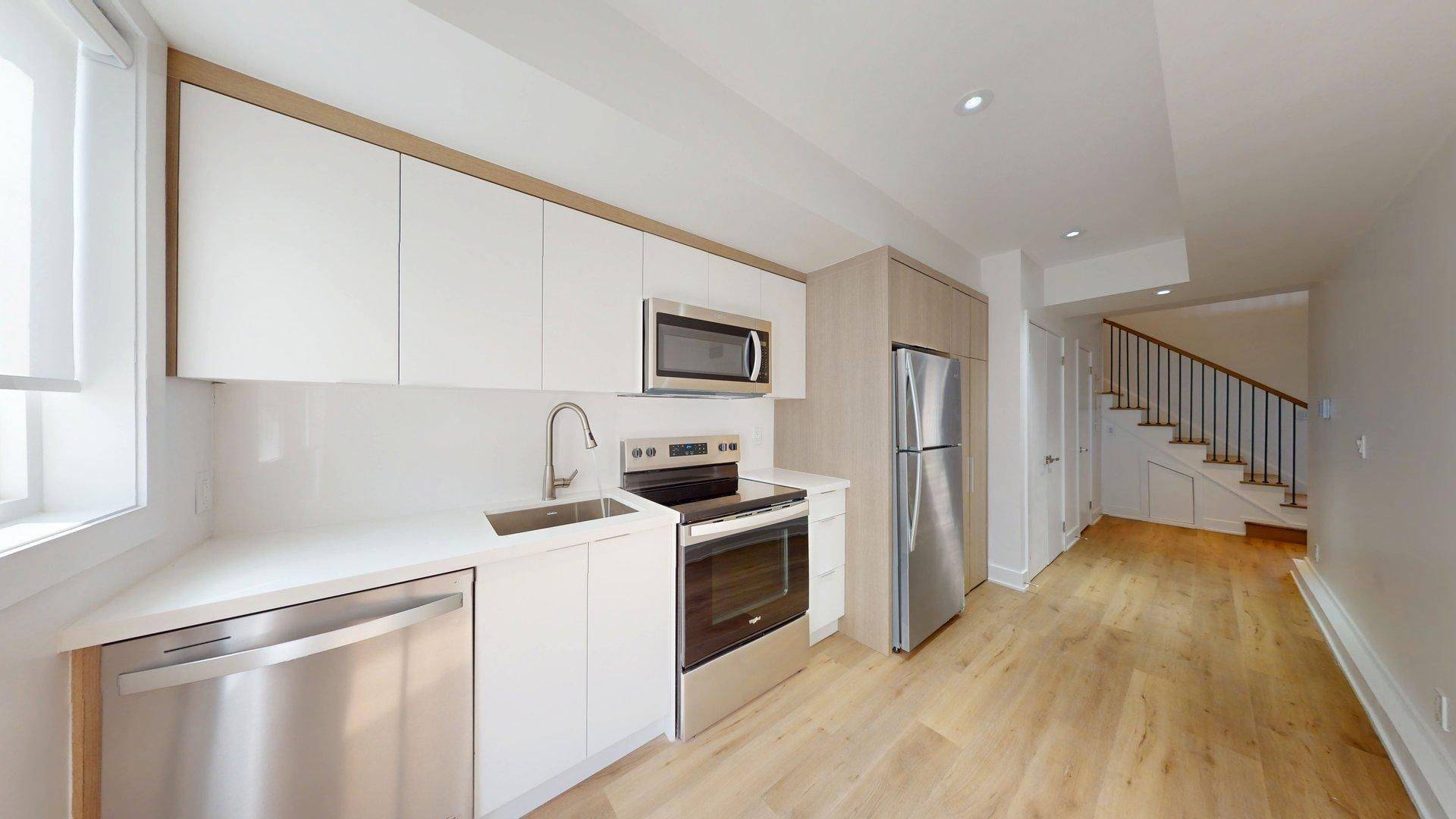 Toronto W02, ON M6P 3W5,231 Symington AVE #R (Laneway Suite)