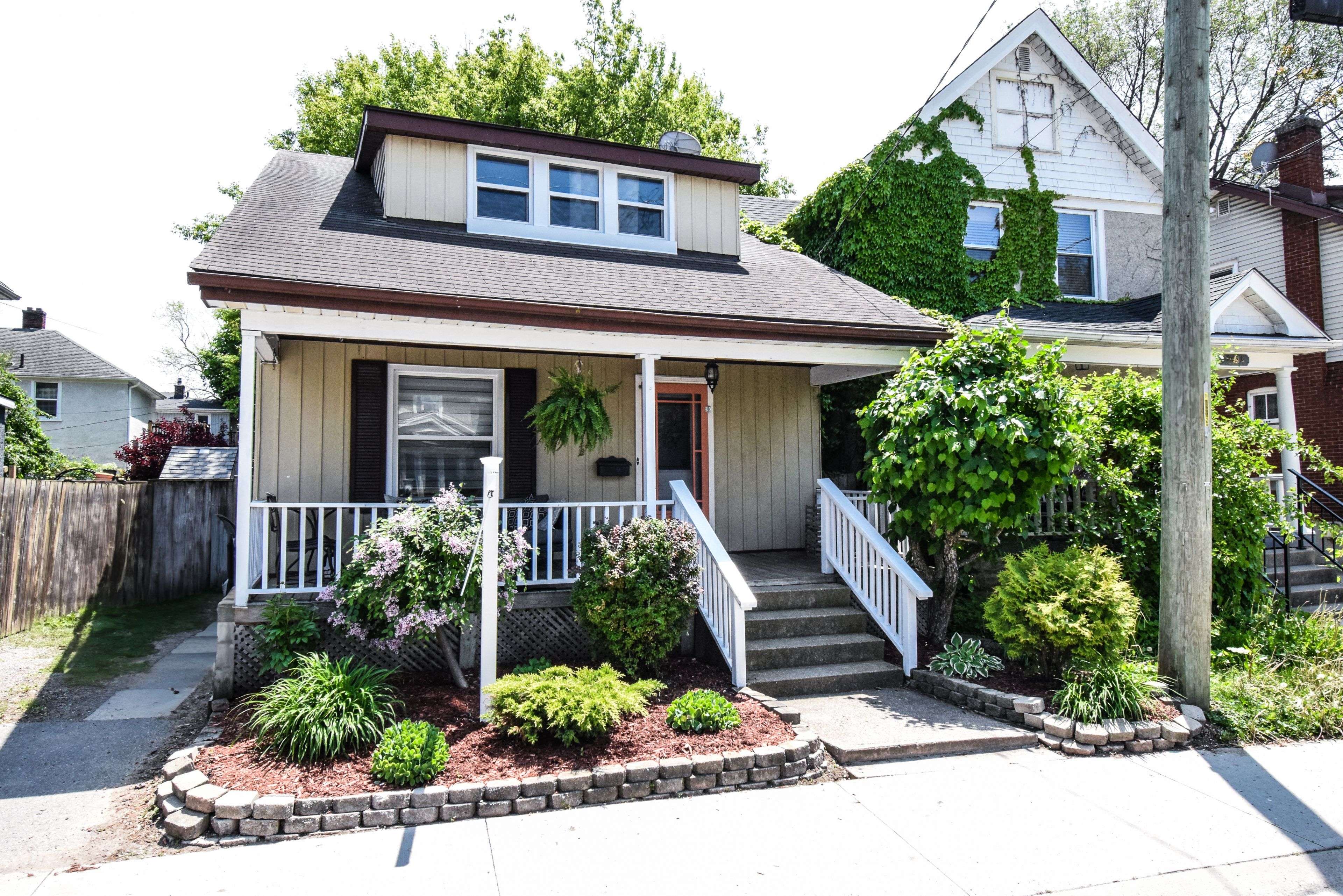 116 Lowell AVE, St. Catharines, ON L2R 2E2