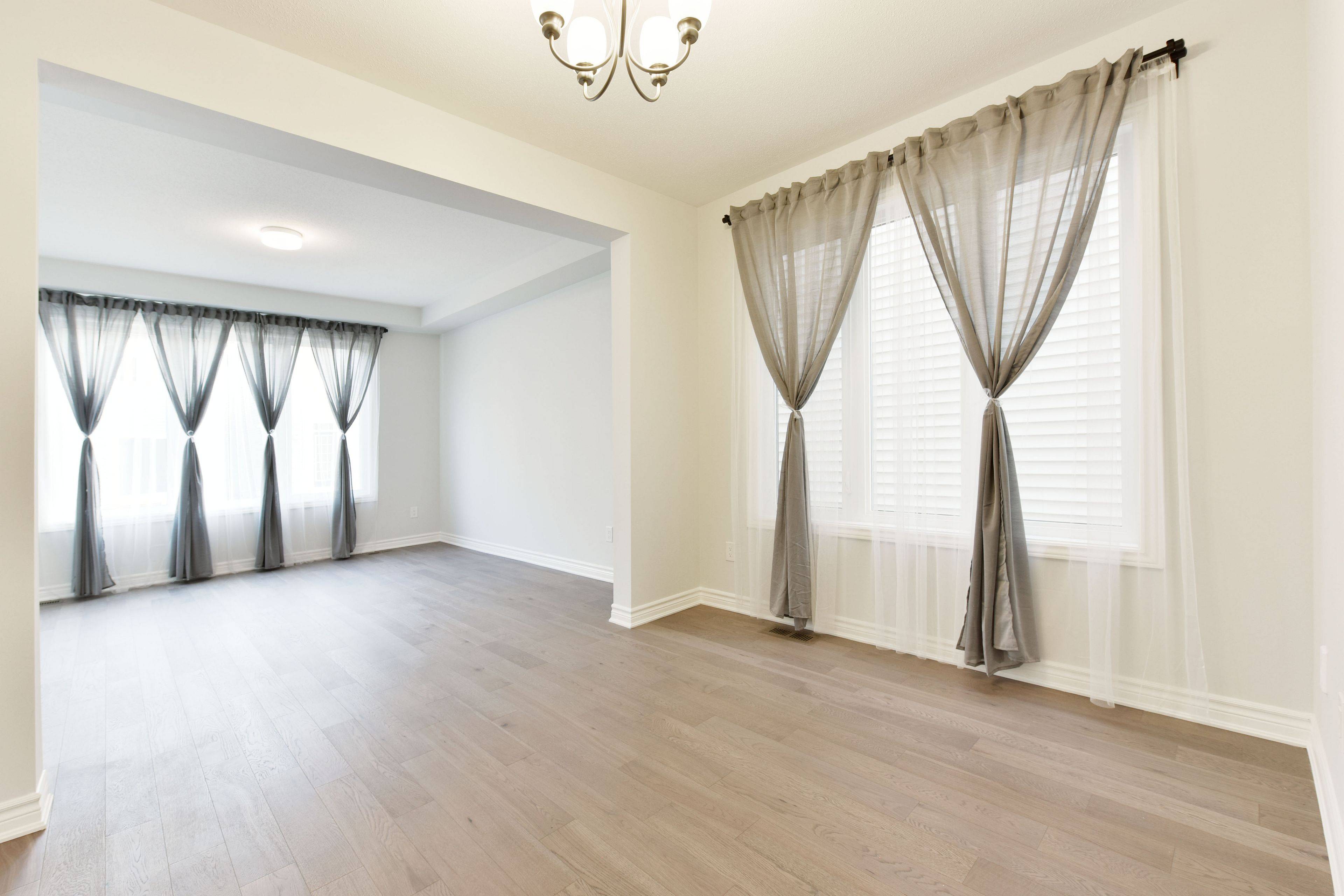 Barrhaven, ON K2J 6S7,623 PERSEUS AVE