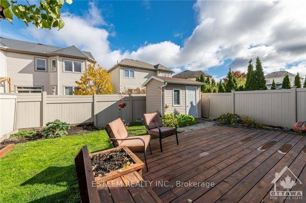 Barrhaven, ON K2J 0S7,2756 GRAND CANAL ST