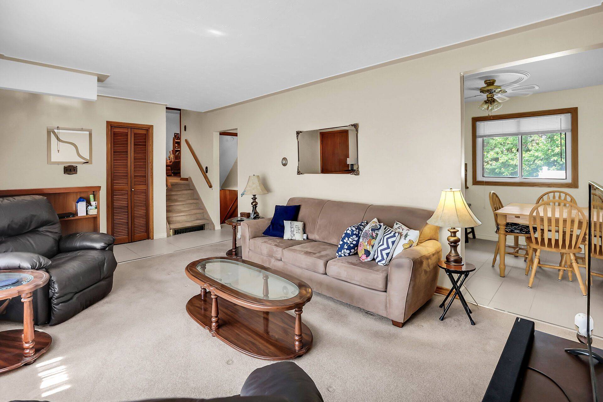 Lincoln, ON L3J 0L2,4088 Barry DR