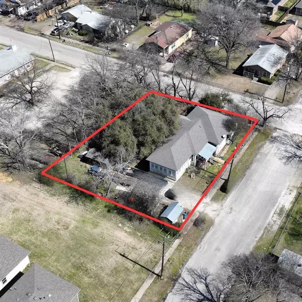 Cleburne, TX 76031,1001 Trinity Street