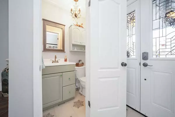 Brampton, ON L6S 3K1,72 Carisbrooke CT
