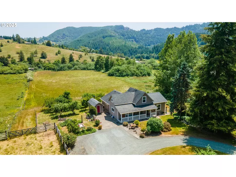 96863 SITKUM LN, Myrtle Point, OR 97458