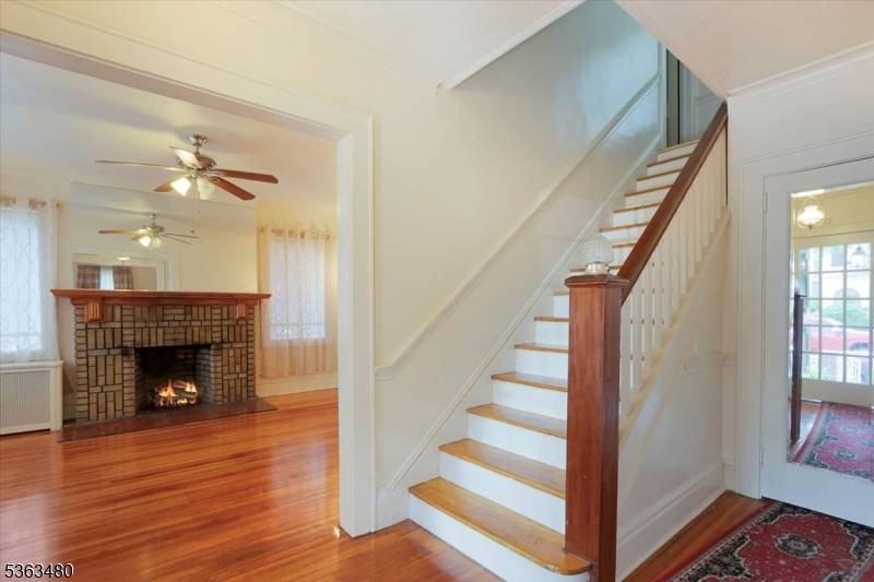 Newark City, NJ 07104,436 Ridge St