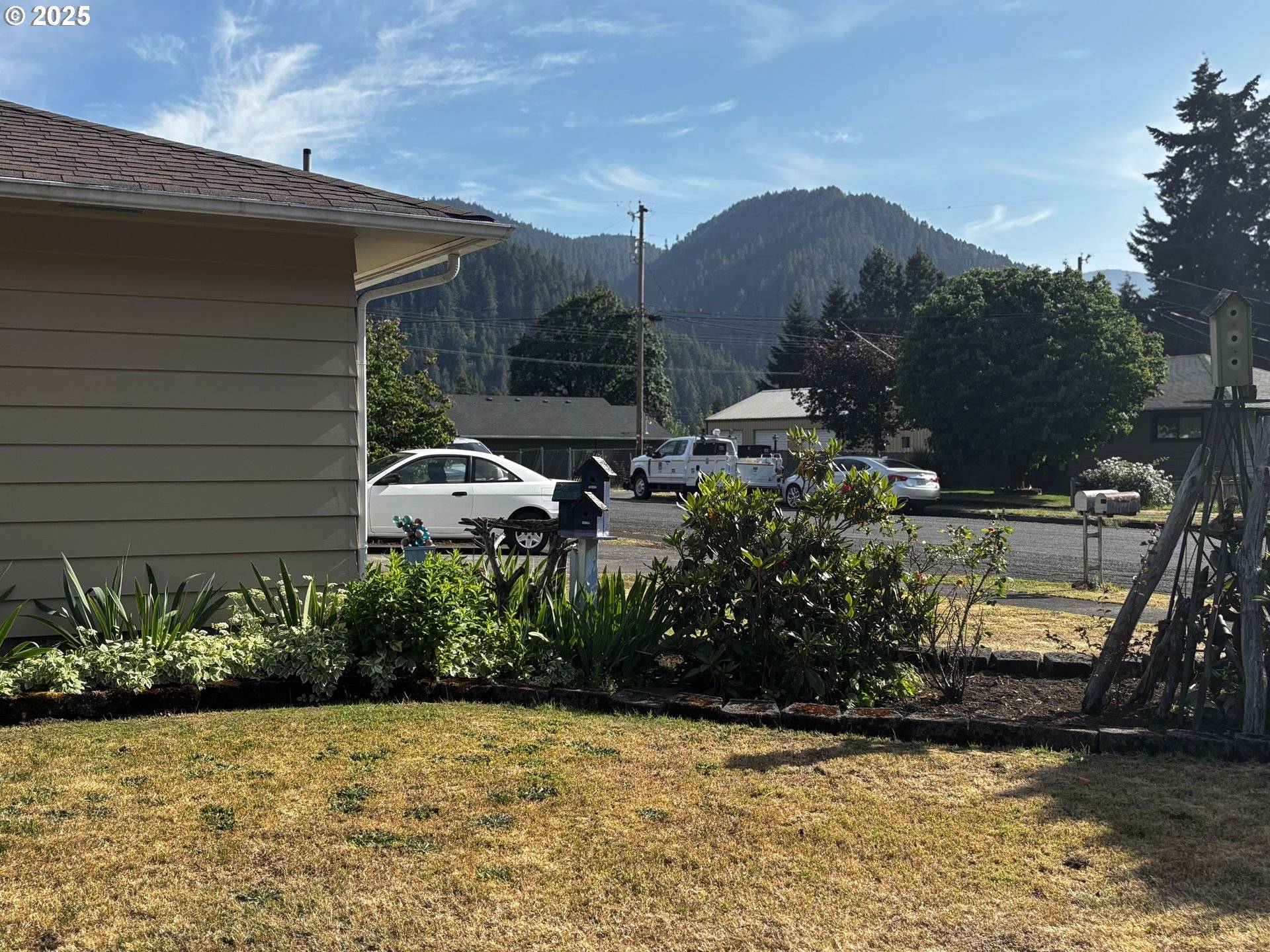 Oakridge, OR 97463,47858 W 1ST ST