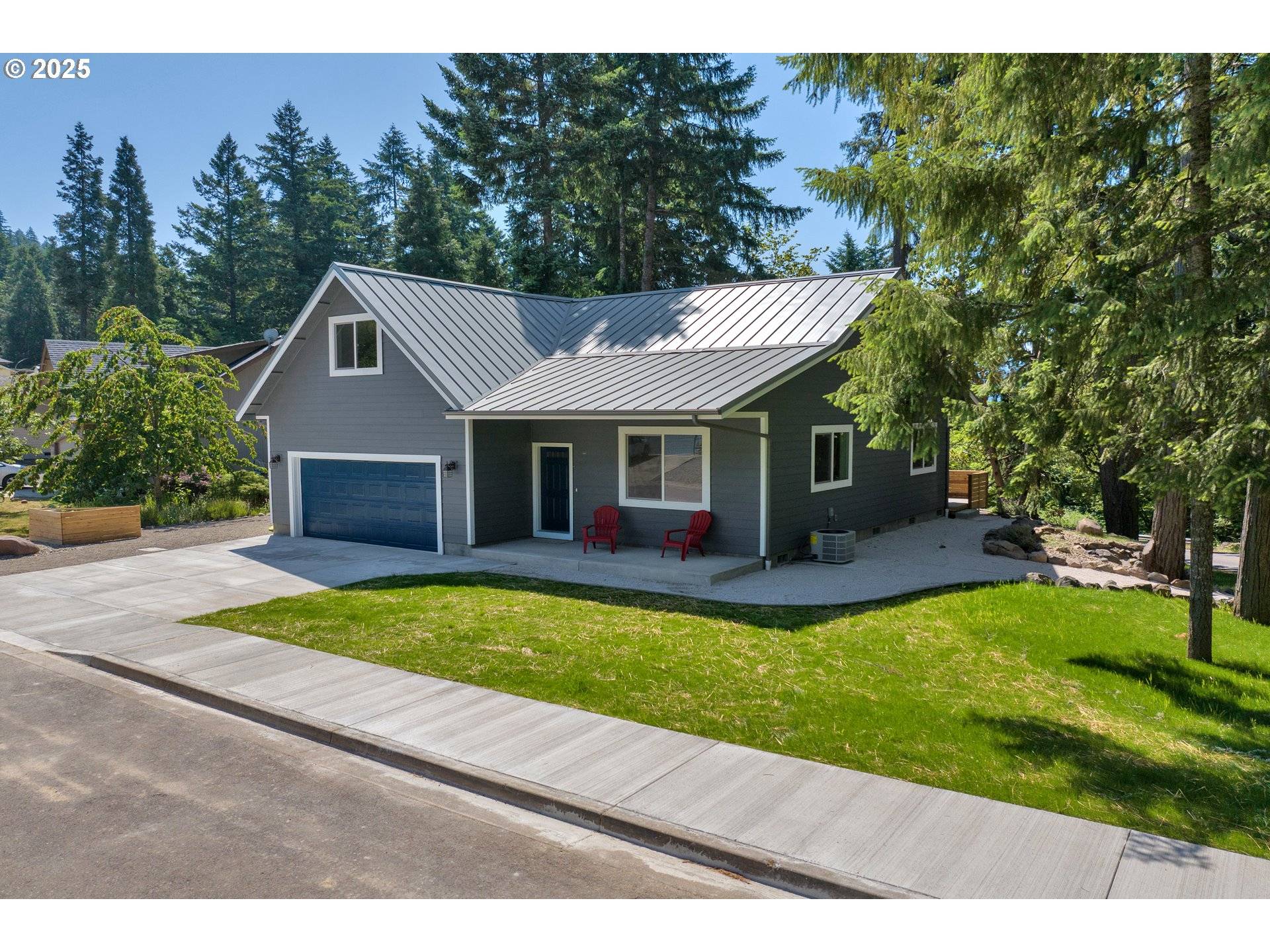 Oakridge, OR 97463,48438 E Meadow WAY