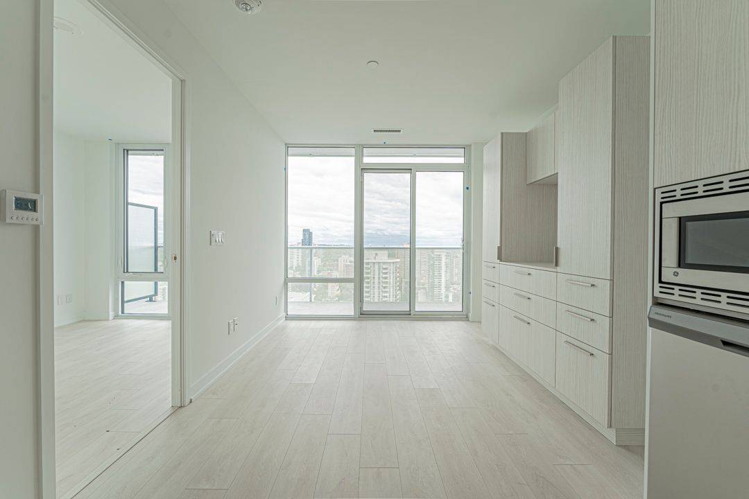 Toronto C08, ON M4Y 0G8,501 Yonge ST #2706