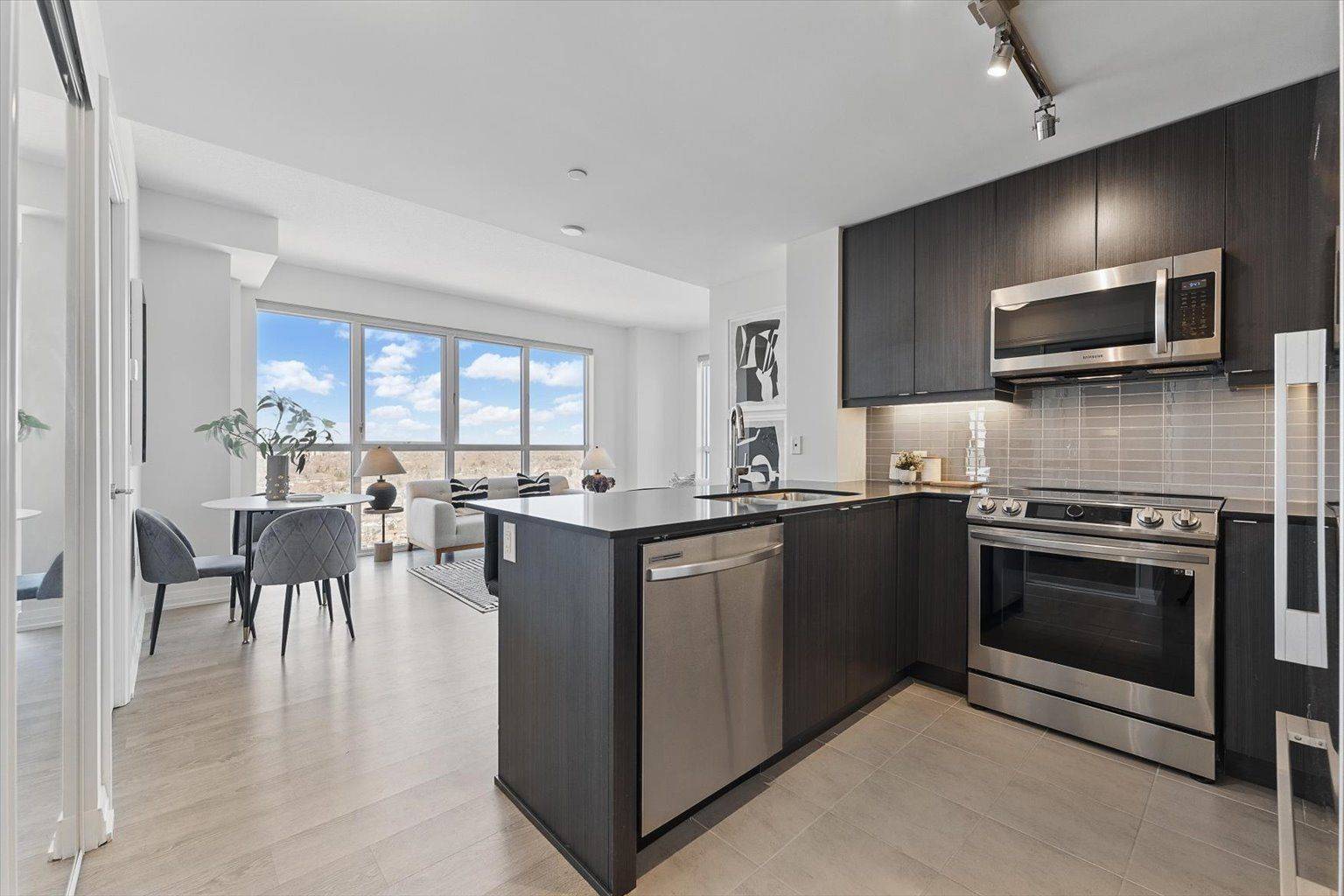 Toronto W08, ON M9B 0C5,50 Thomas Riley RD #2409