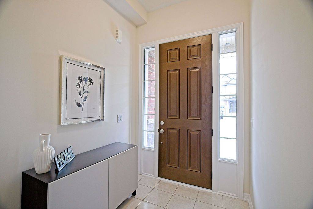 Kitchener, ON N2R 0R3,80 Gloria ST