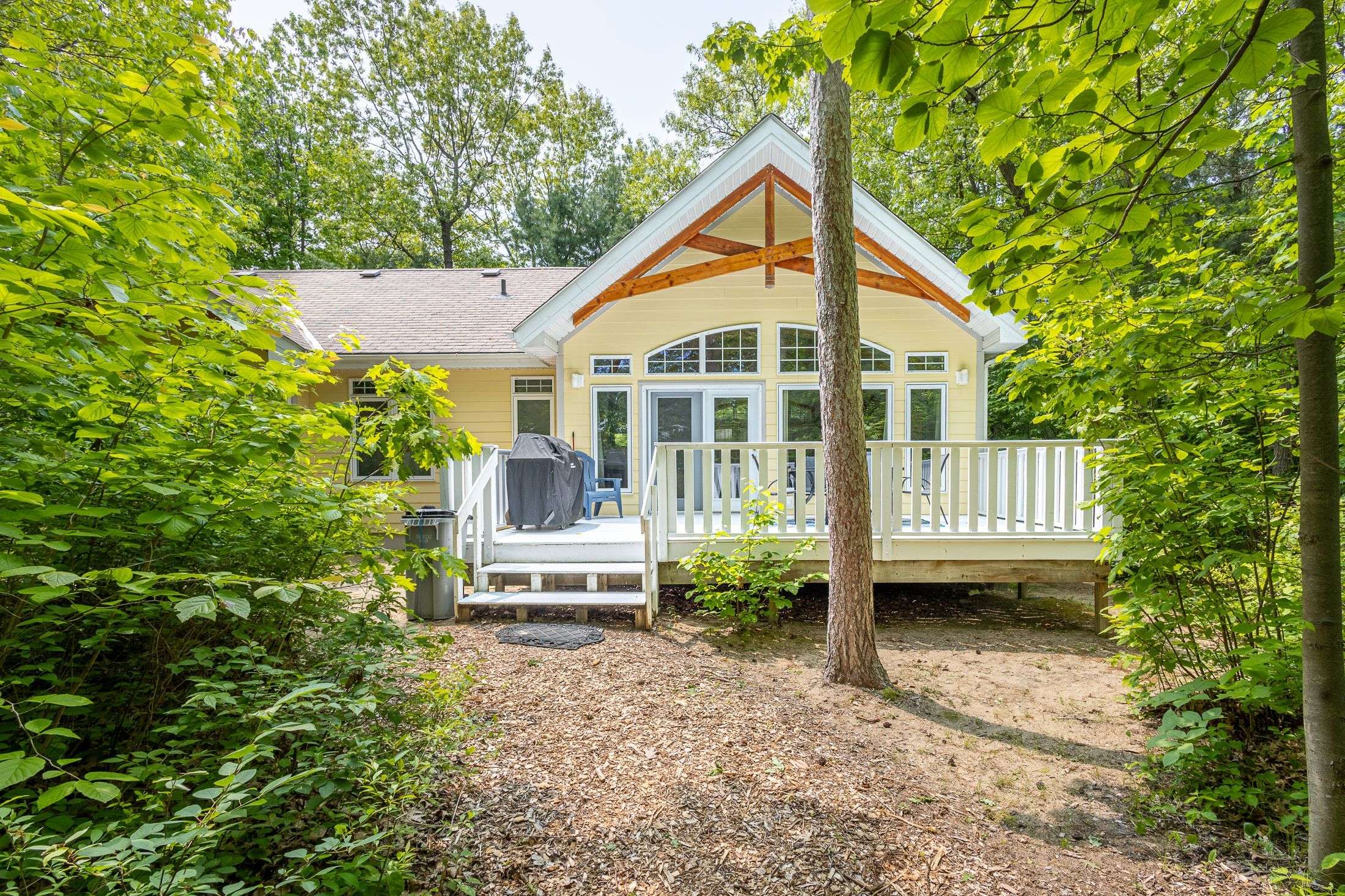 Lambton Shores, ON N0M 1T0,10059 Jennison CRES