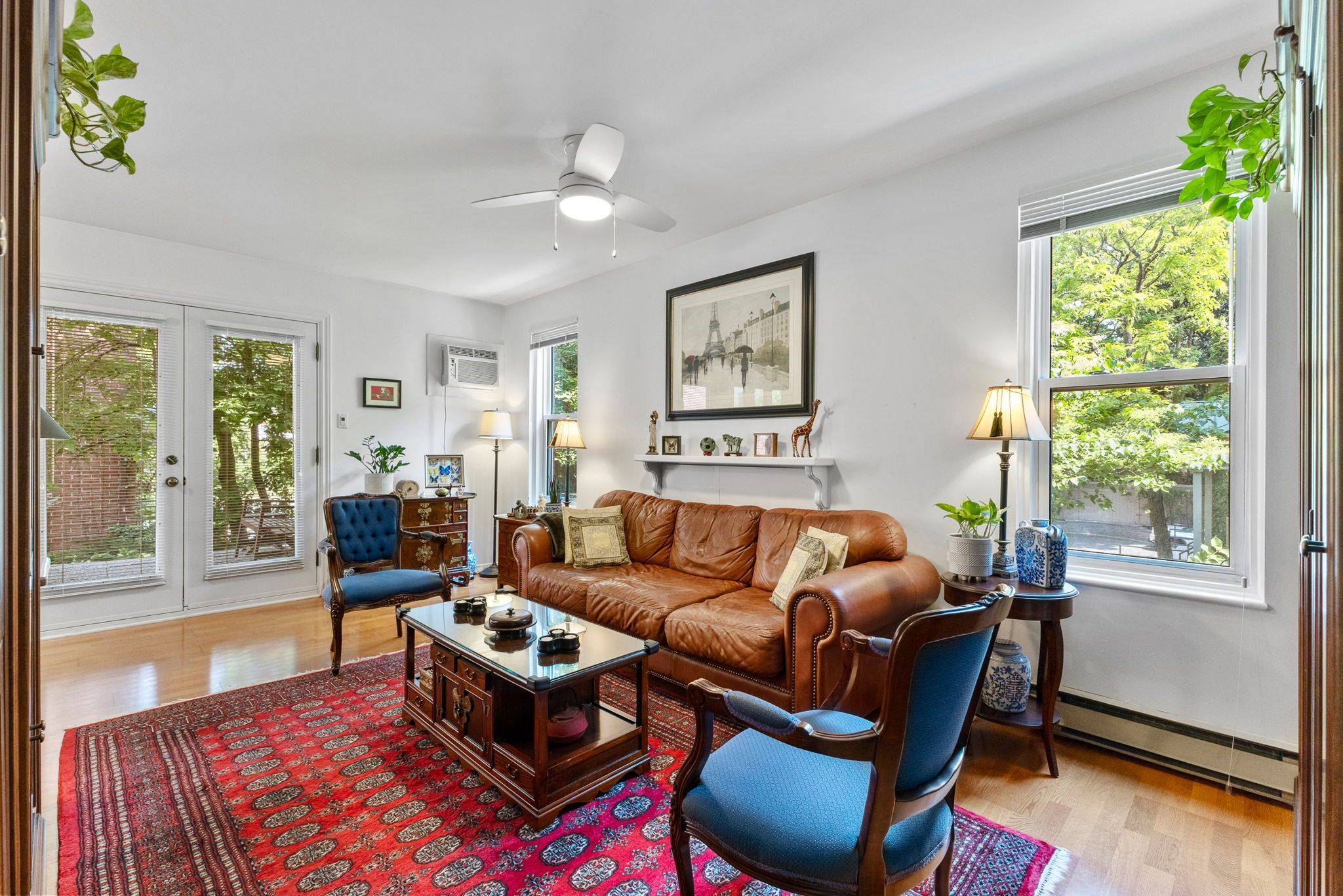 Glebe - Ottawa East And Area, ON K1S 0A2,19 Montcalm ST #2