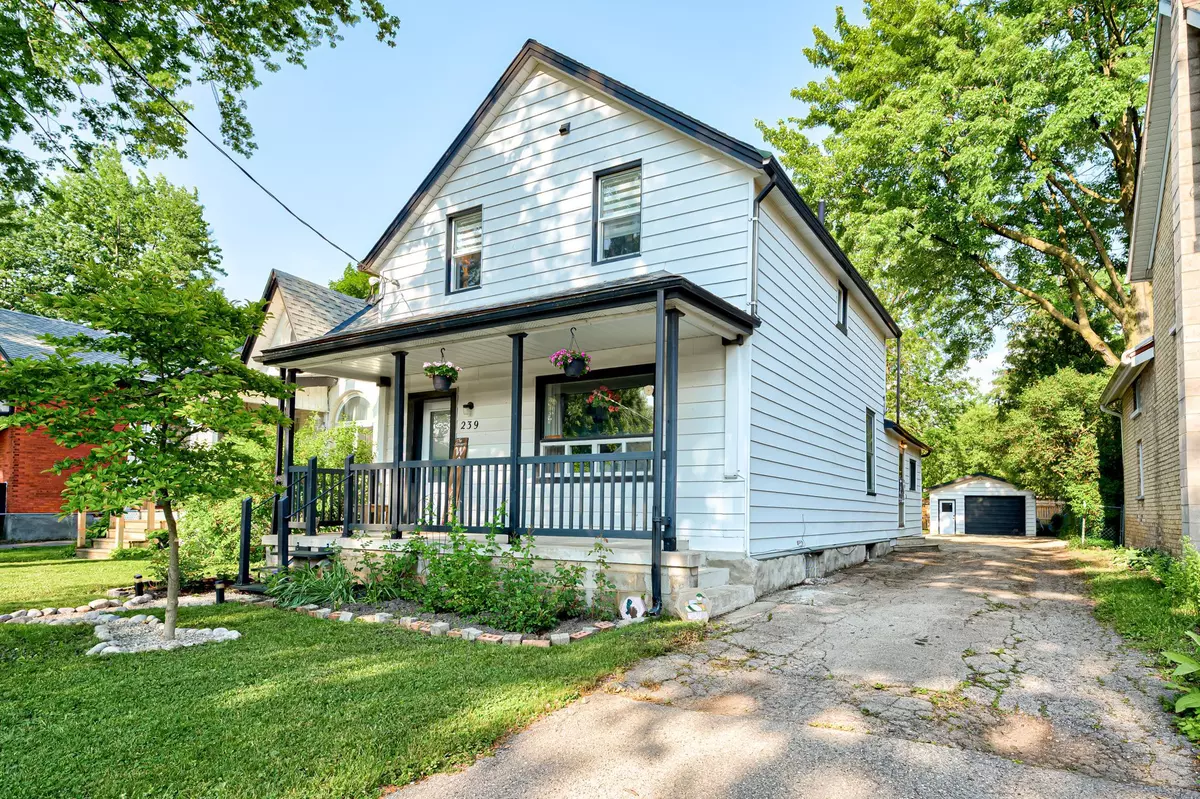 Stratford, ON N5A 4G1,239 Nile ST