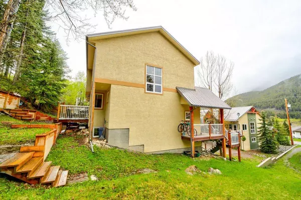 Blairmore, AB T0K0E0,13442 17ave #E