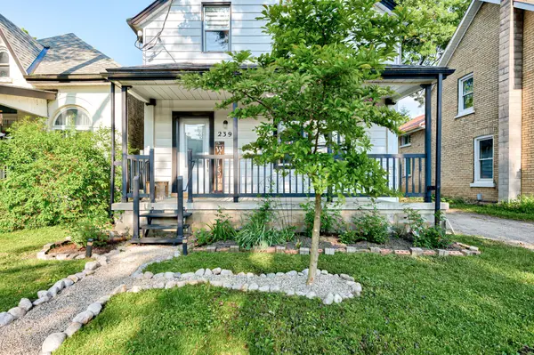 Stratford, ON N5A 4G1,239 Nile ST