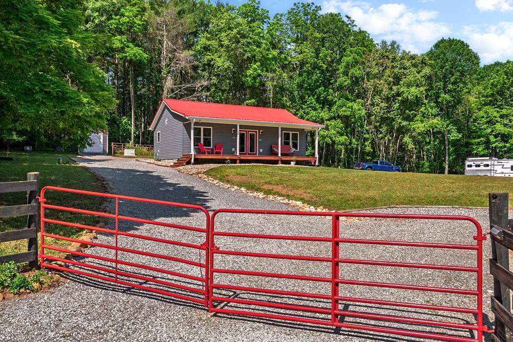 Ivanhoe, VA 24350,1610 Pope Road