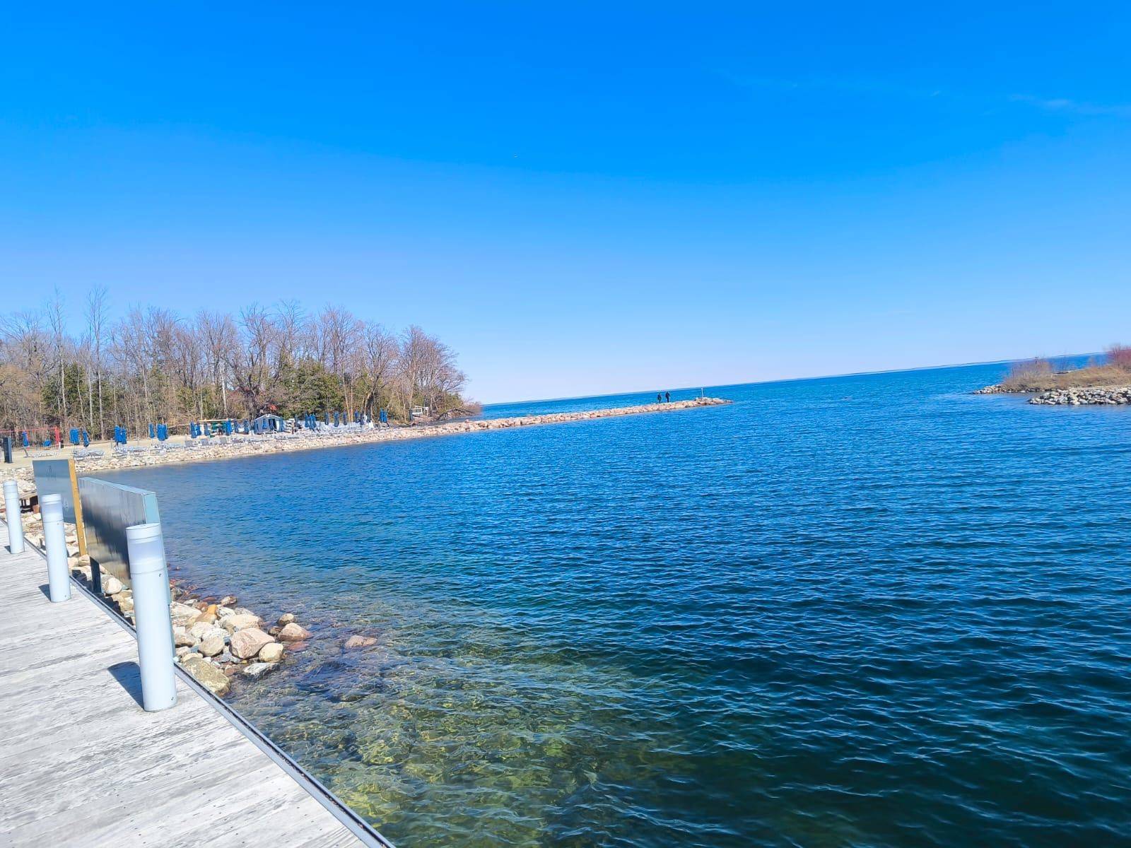 Innisfil, ON L9S 0M3,333 sea ray AVE #D316